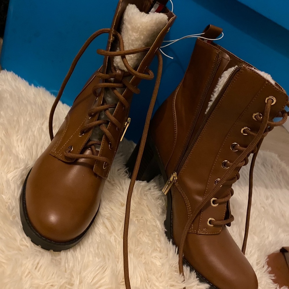 Tommy Hilfiger Booties
